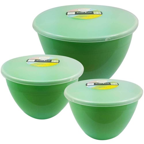 Plastic pudding basins with - pudding,
